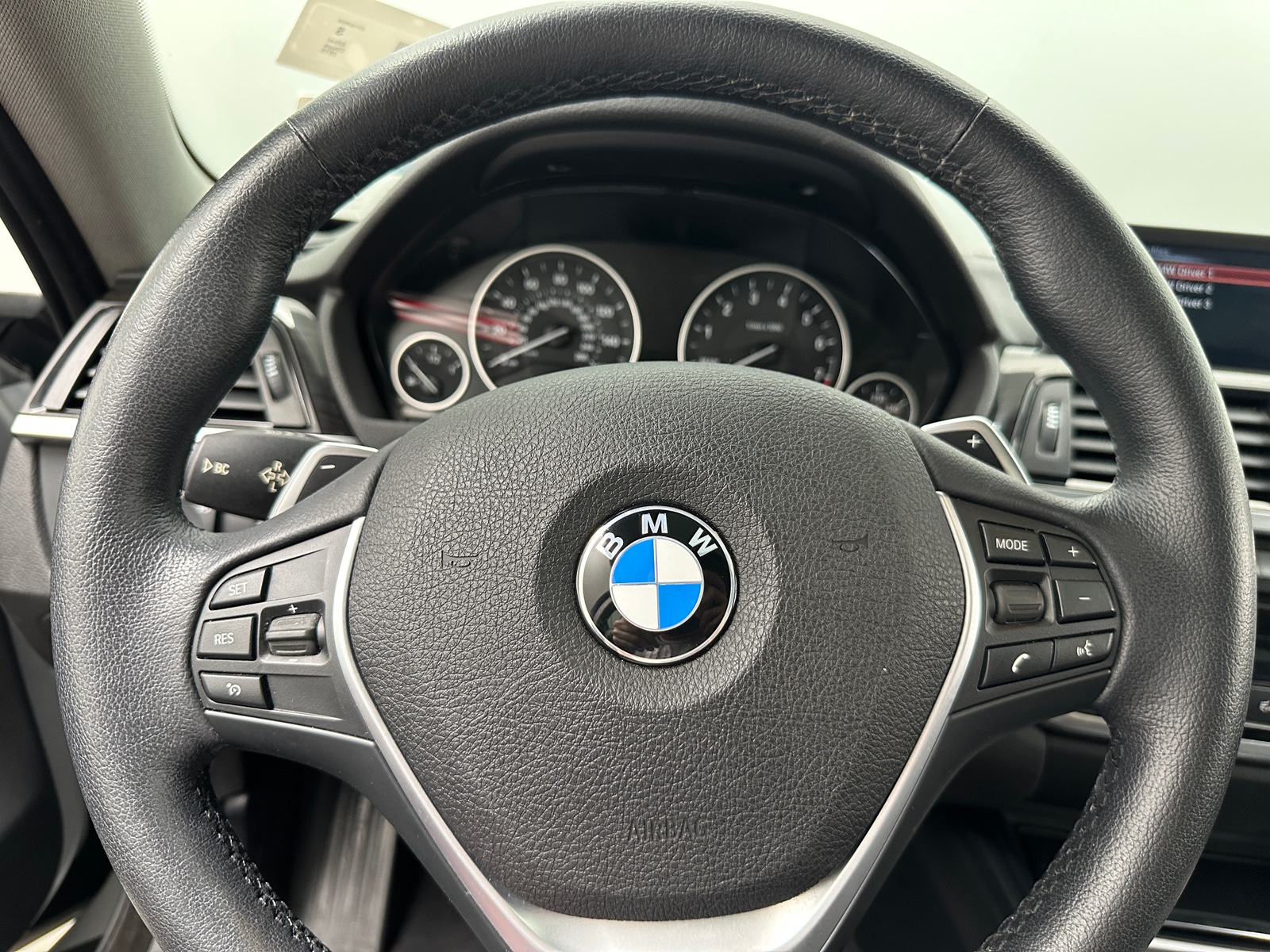 Thumbnail: 2015 BMW 4 Series - 3