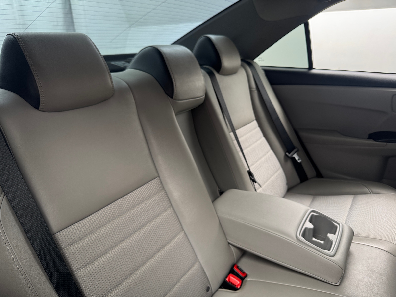 Thumbnail: 2017 Toyota Camry - 6