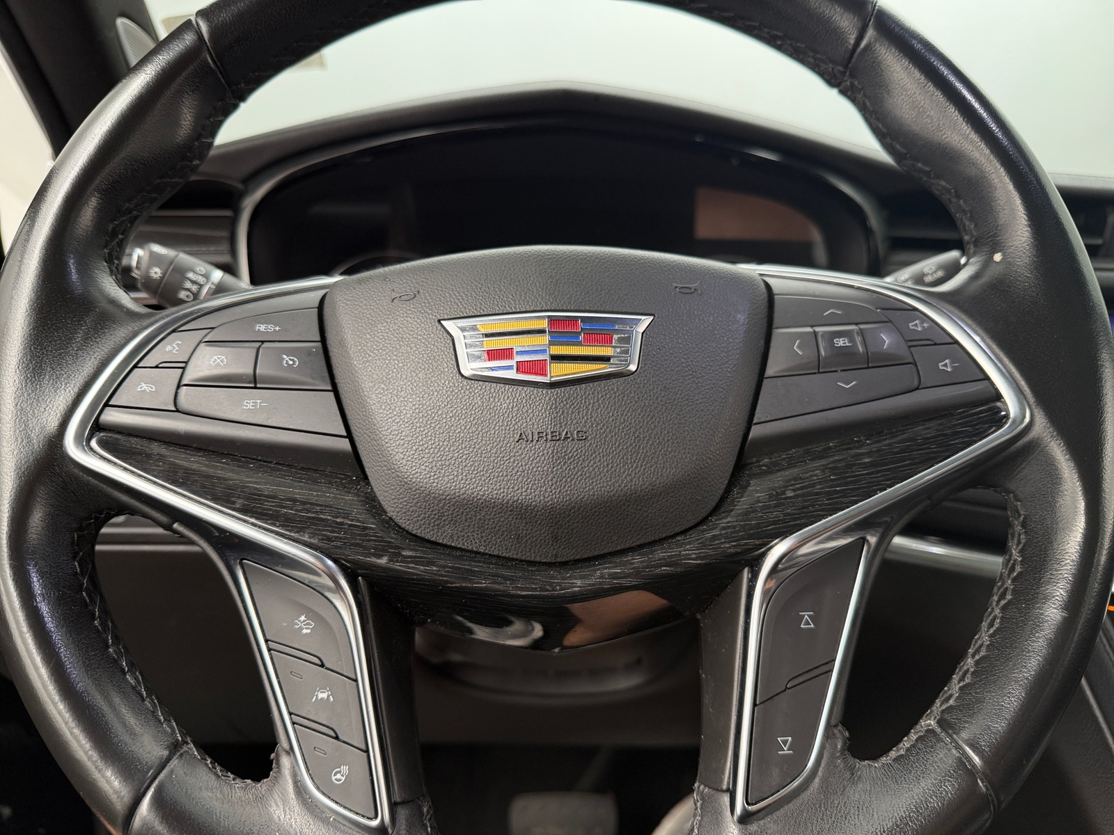 Thumbnail: 2020 Cadillac XT5 - 4
