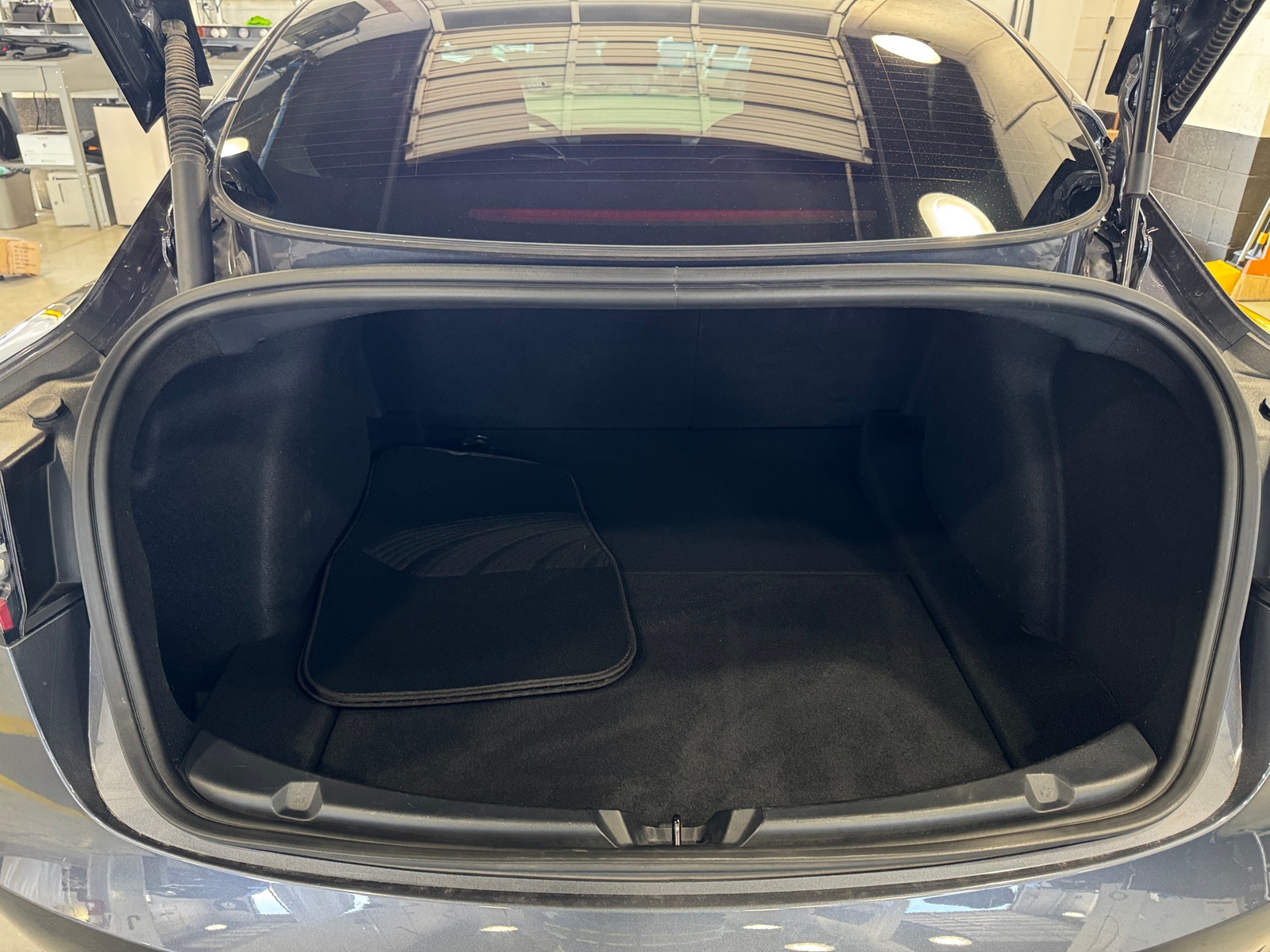 Thumbnail: 2023 Tesla Model 3 - 6