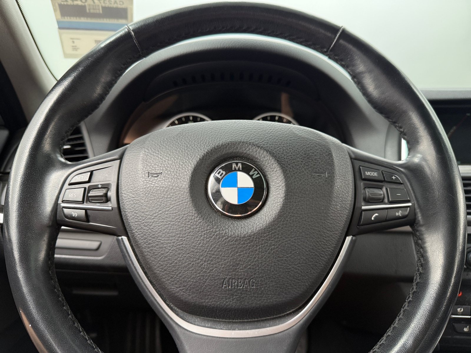 Thumbnail: 2015 BMW 5 Series - 4