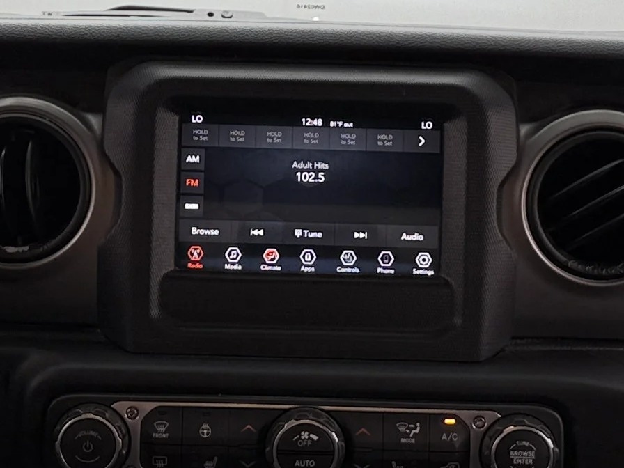 Thumbnail: 2020 Jeep Gladiator - 4
