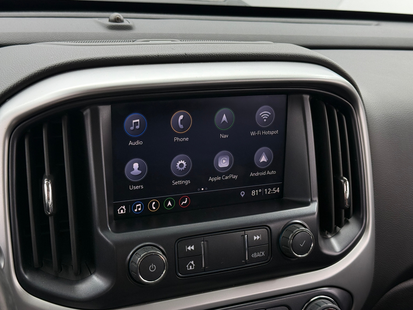 Thumbnail: 2021 Chevrolet Colorado - 3