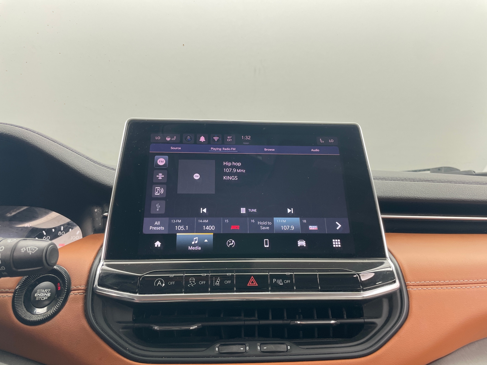 Thumbnail: 2022 Jeep Compass - 3