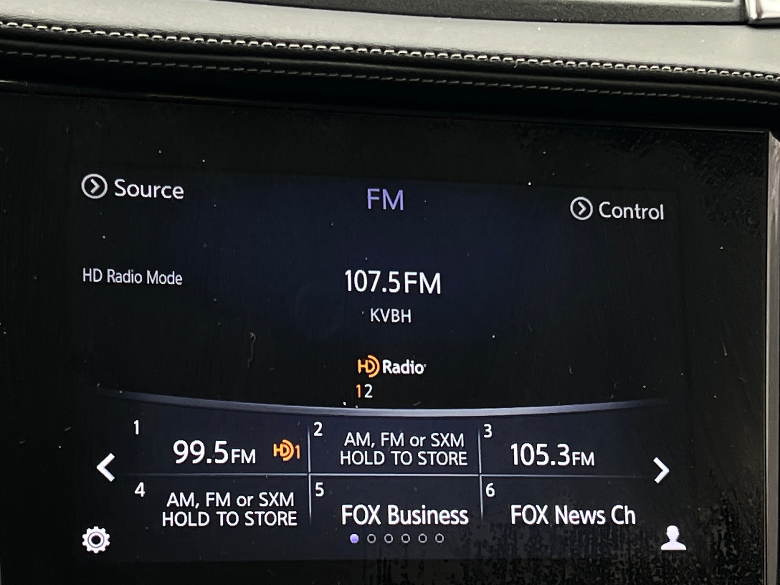 Thumbnail: 2019 INFINITI QX50 - 3