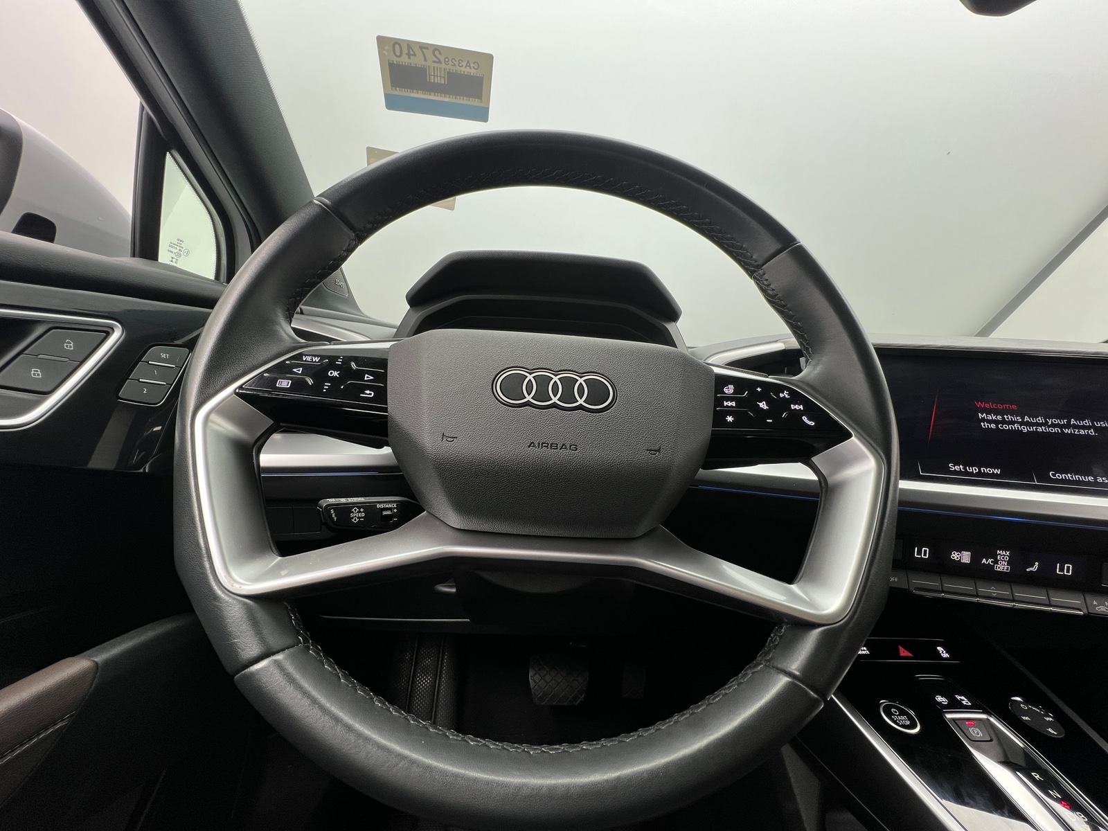 Thumbnail: 2023 Audi Q4 e-tron - 4