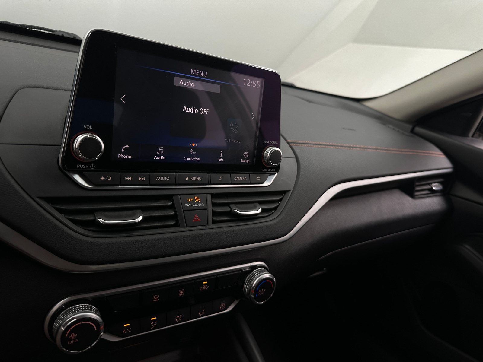 Thumbnail: 2019 Nissan Altima - 4