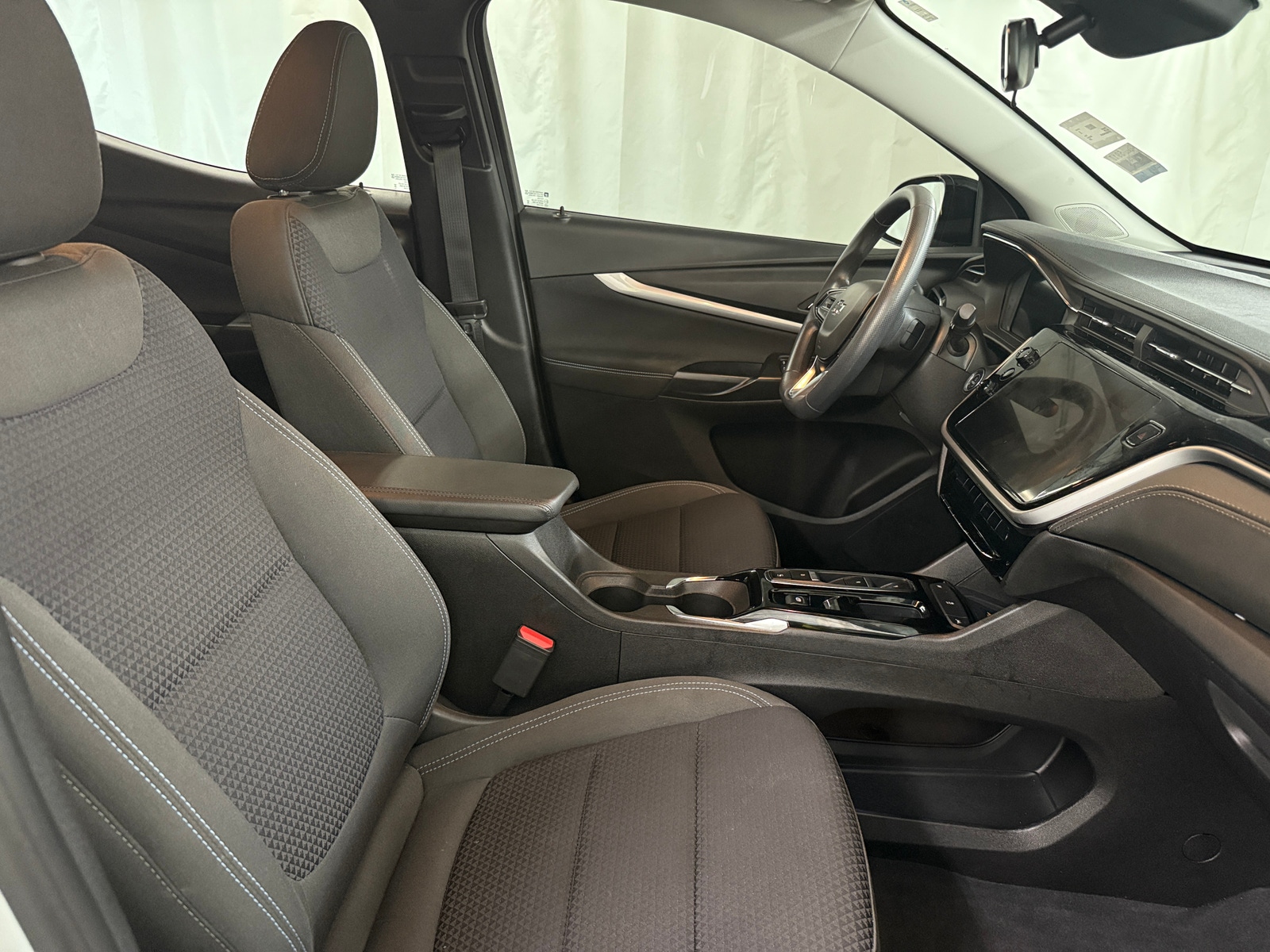 Thumbnail: 2023 Chevrolet Bolt EUV - 2