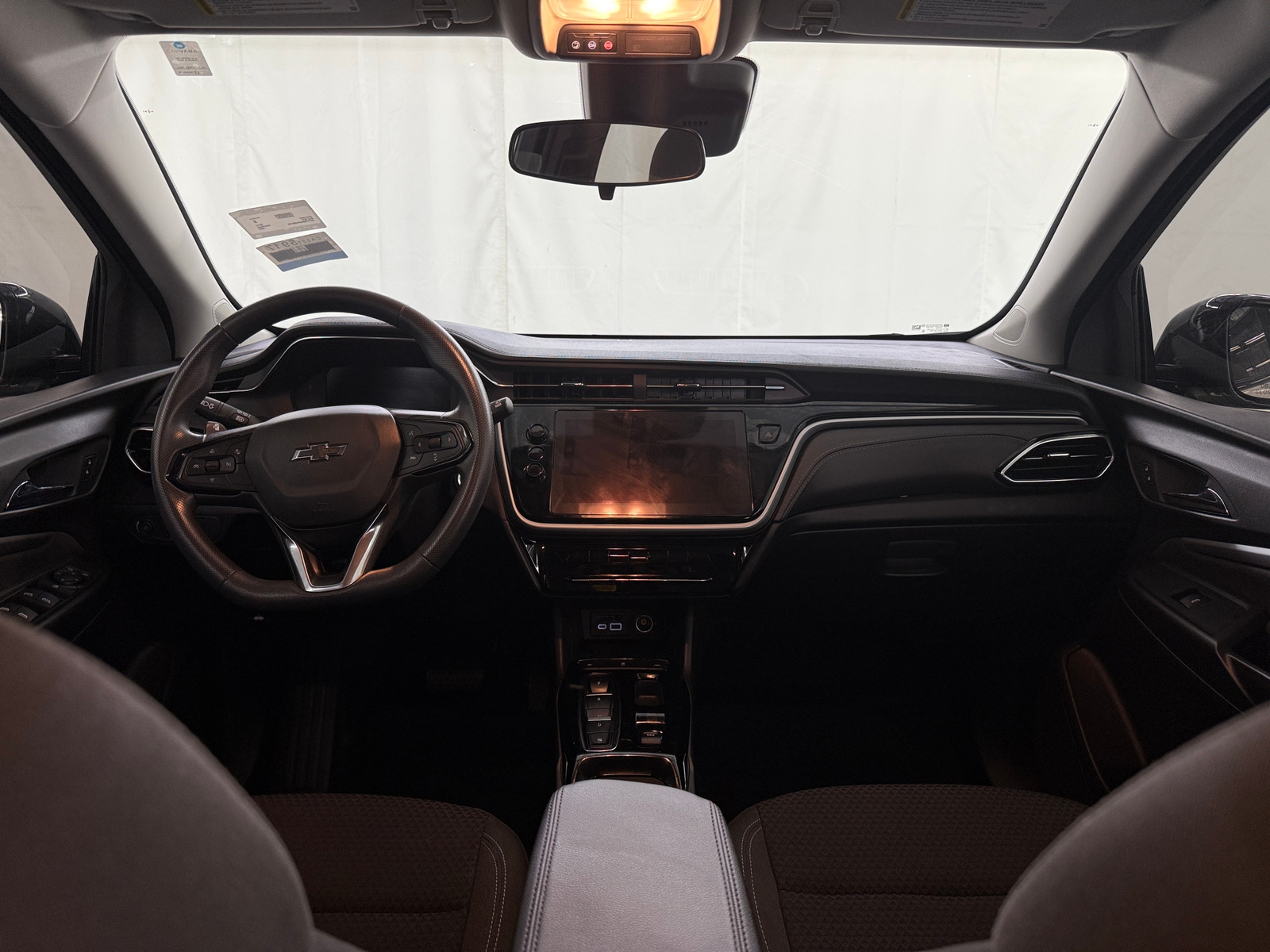 Thumbnail: 2023 Chevrolet Bolt EUV - 3
