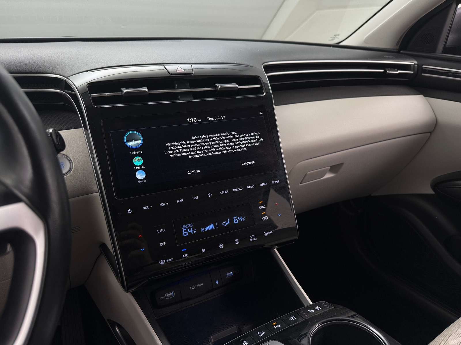 Thumbnail: 2024 Hyundai Tucson - 3
