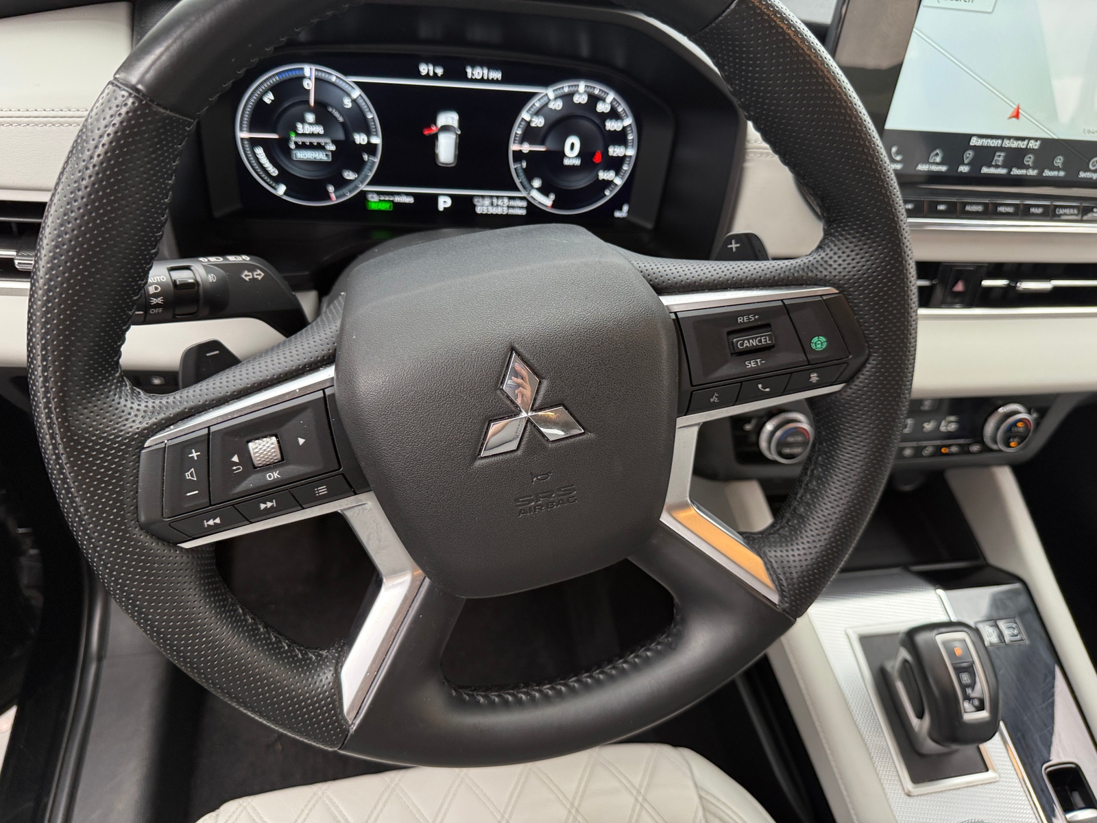 Thumbnail: 2023 Mitsubishi Outlander - 4