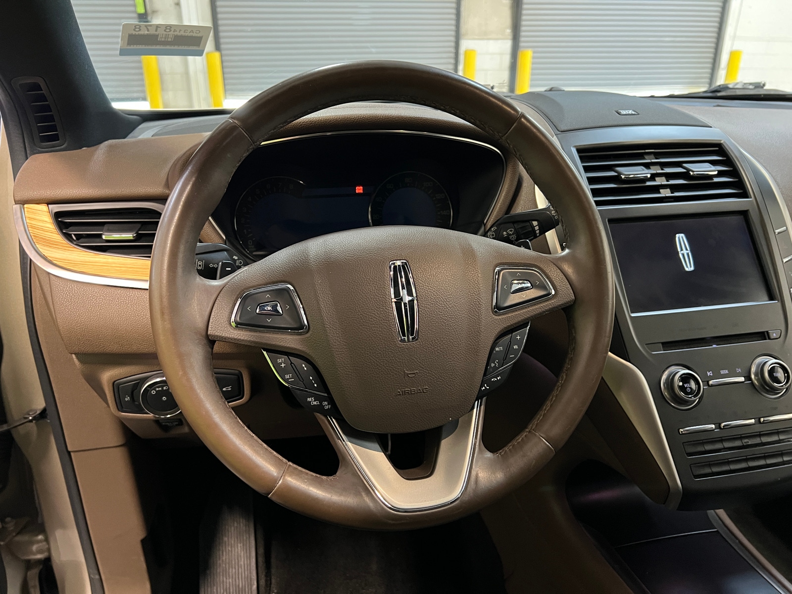 Thumbnail: 2015 Lincoln MKC - 4