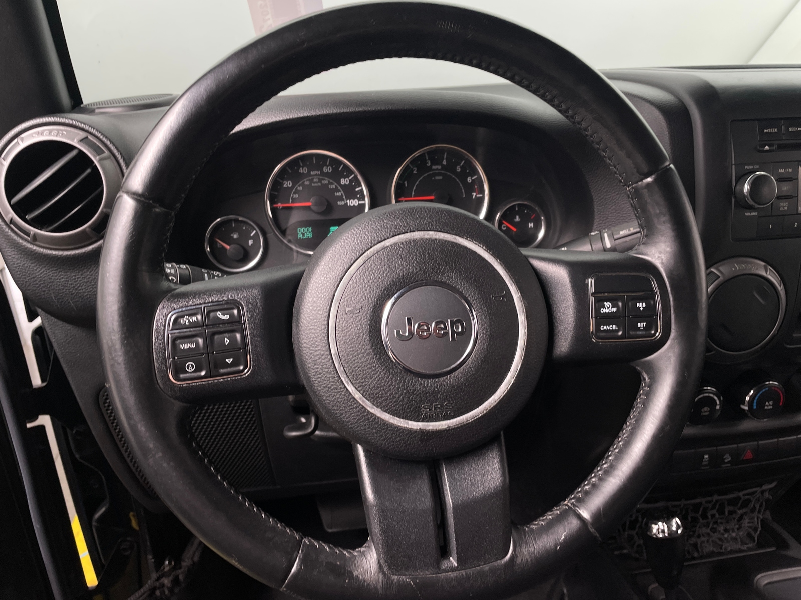 Thumbnail: 2016 Jeep Wrangler - 5