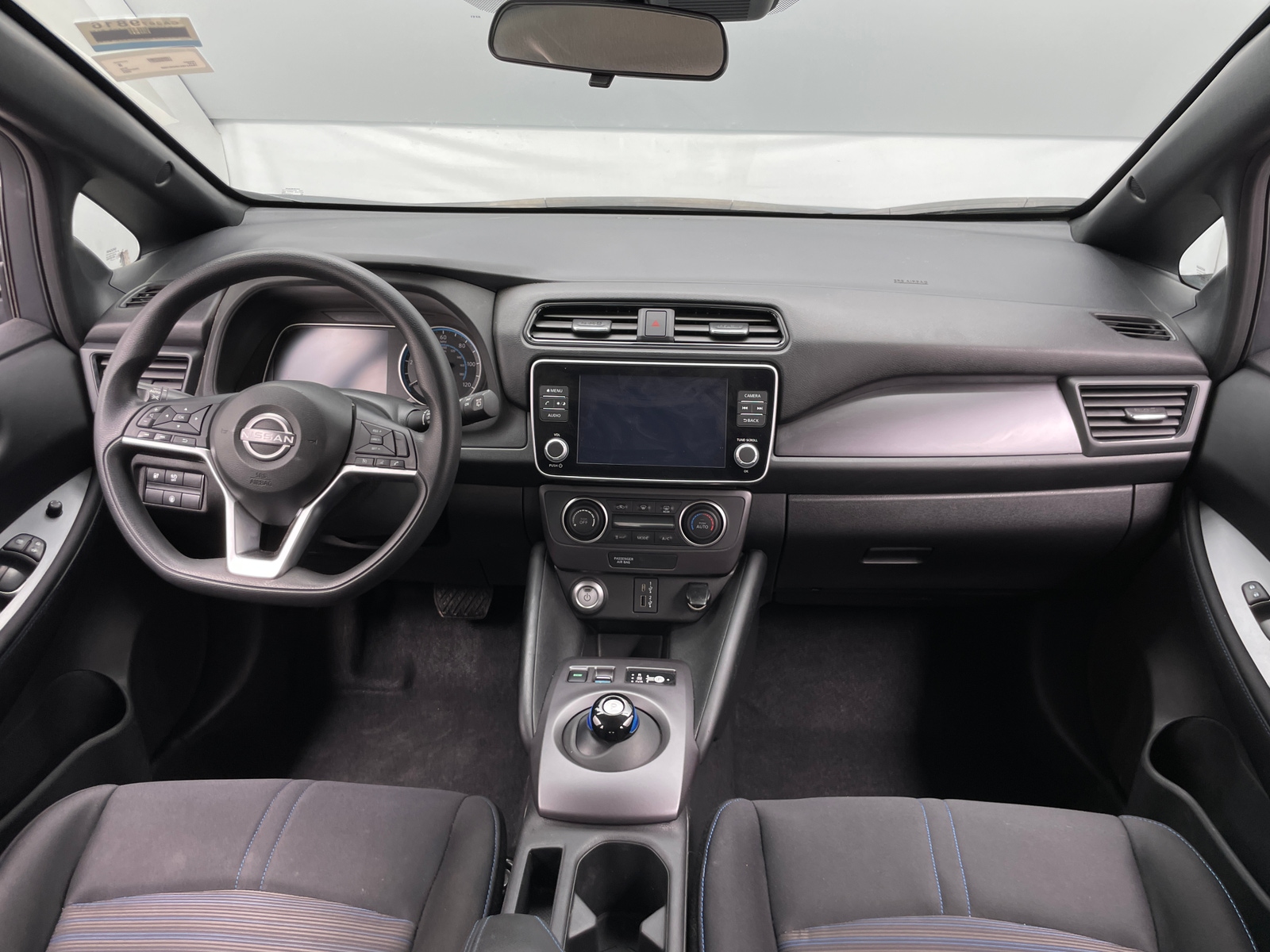 Thumbnail: 2024 Nissan Leaf - 3