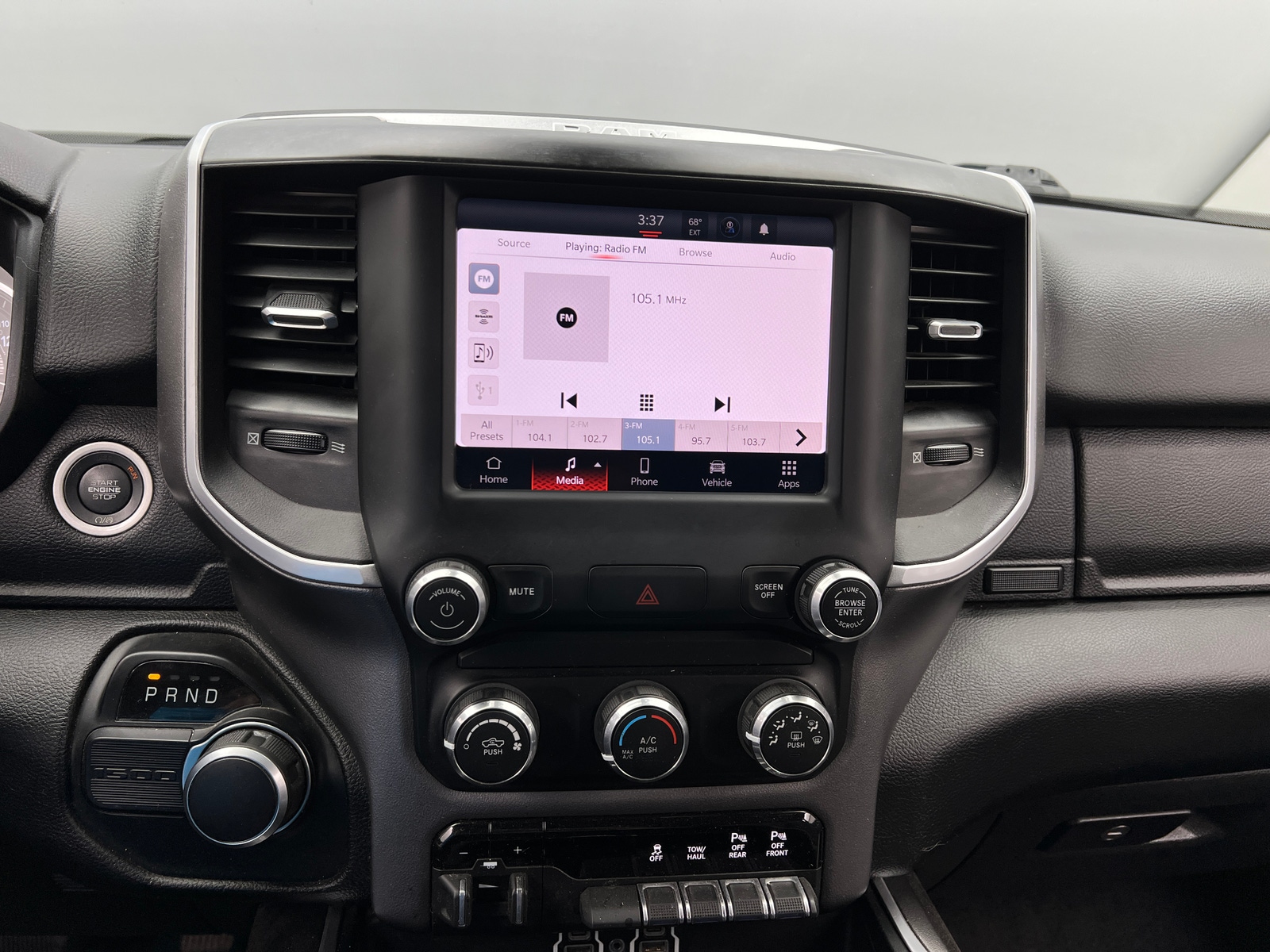 Thumbnail: 2022 RAM 1500 - 4