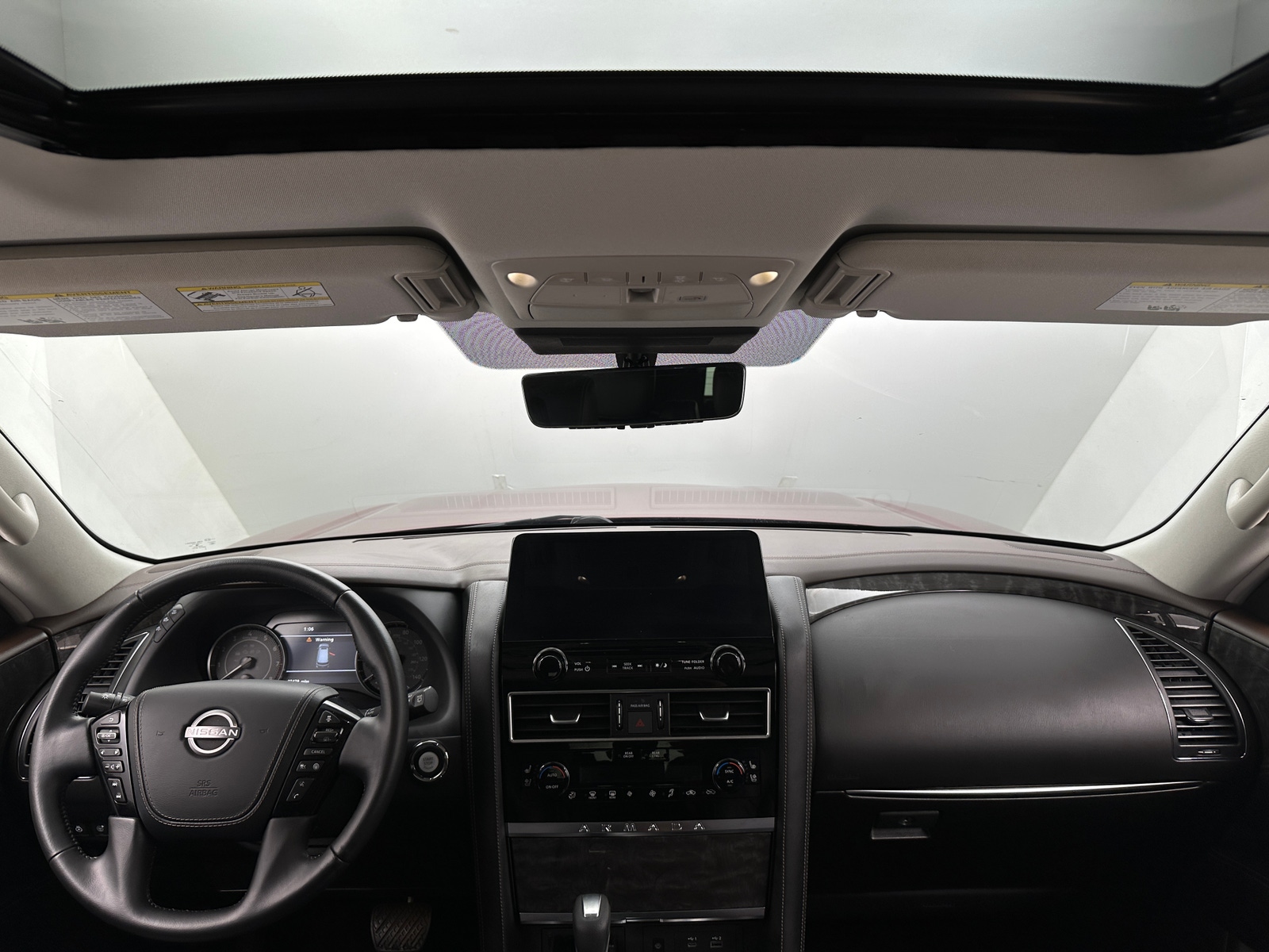 Thumbnail: 2022 Nissan Armada - 2