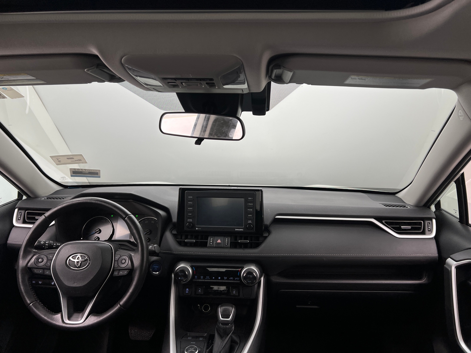 Thumbnail: 2022 Toyota RAV4 - 2