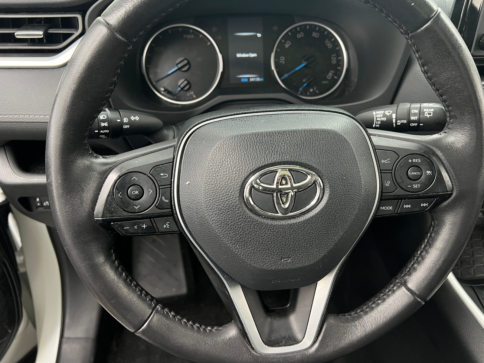 Thumbnail: 2022 Toyota RAV4 - 4
