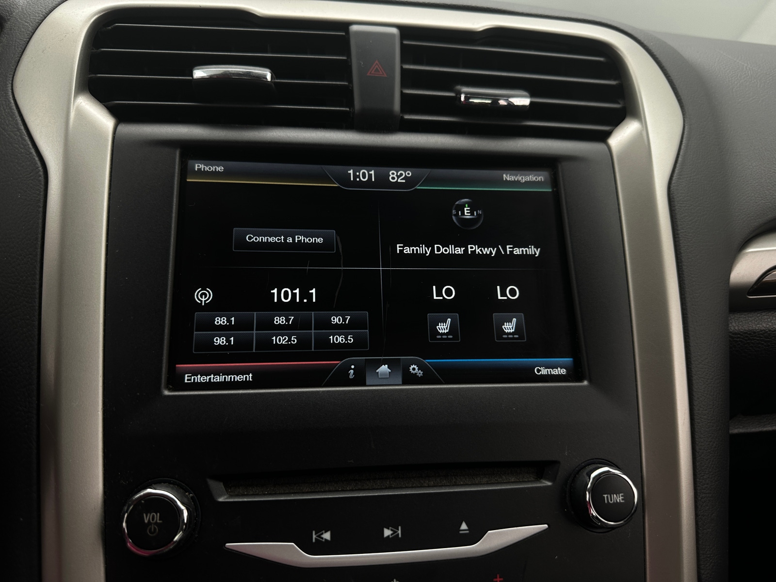 Thumbnail: 2015 Ford Fusion - 4