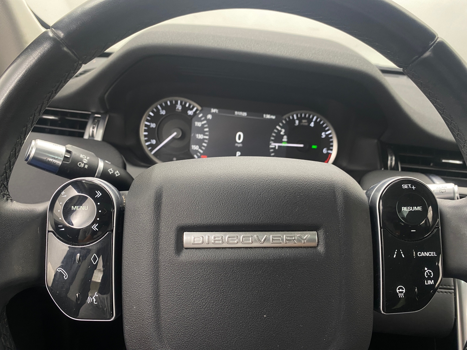 Thumbnail: 2020 Land Rover Discovery Sport - 5