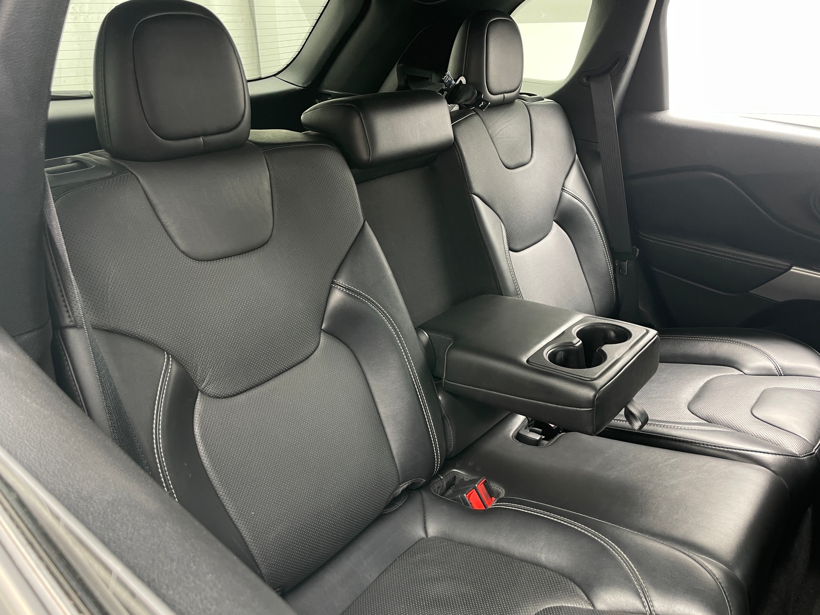 Thumbnail: 2021 Jeep Cherokee - 5