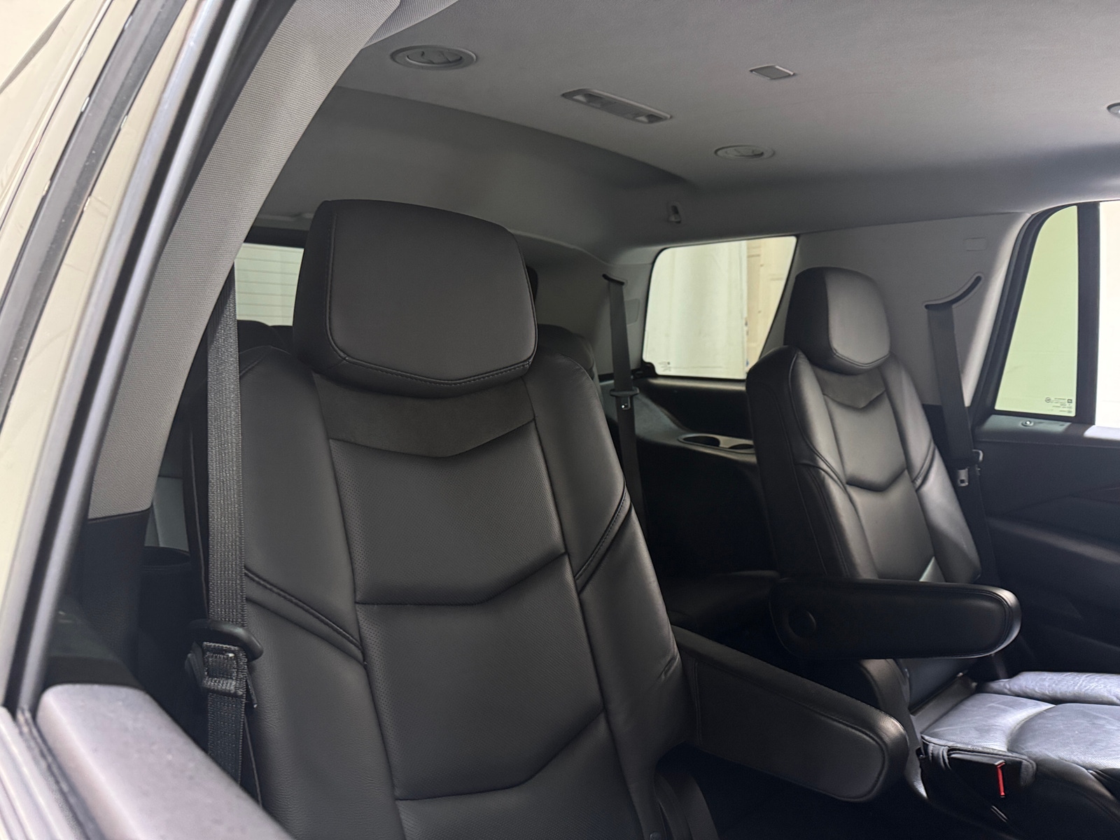 Thumbnail: 2018 Cadillac Escalade - 5