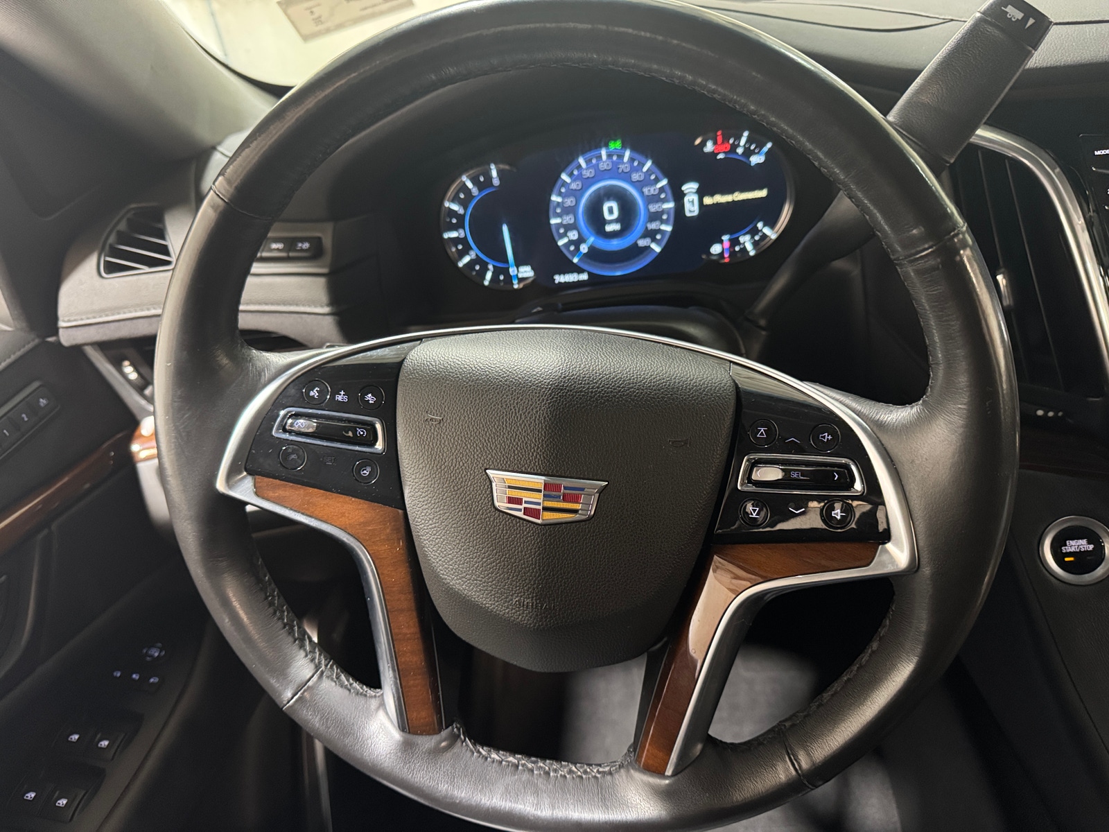 Thumbnail: 2018 Cadillac Escalade - 4