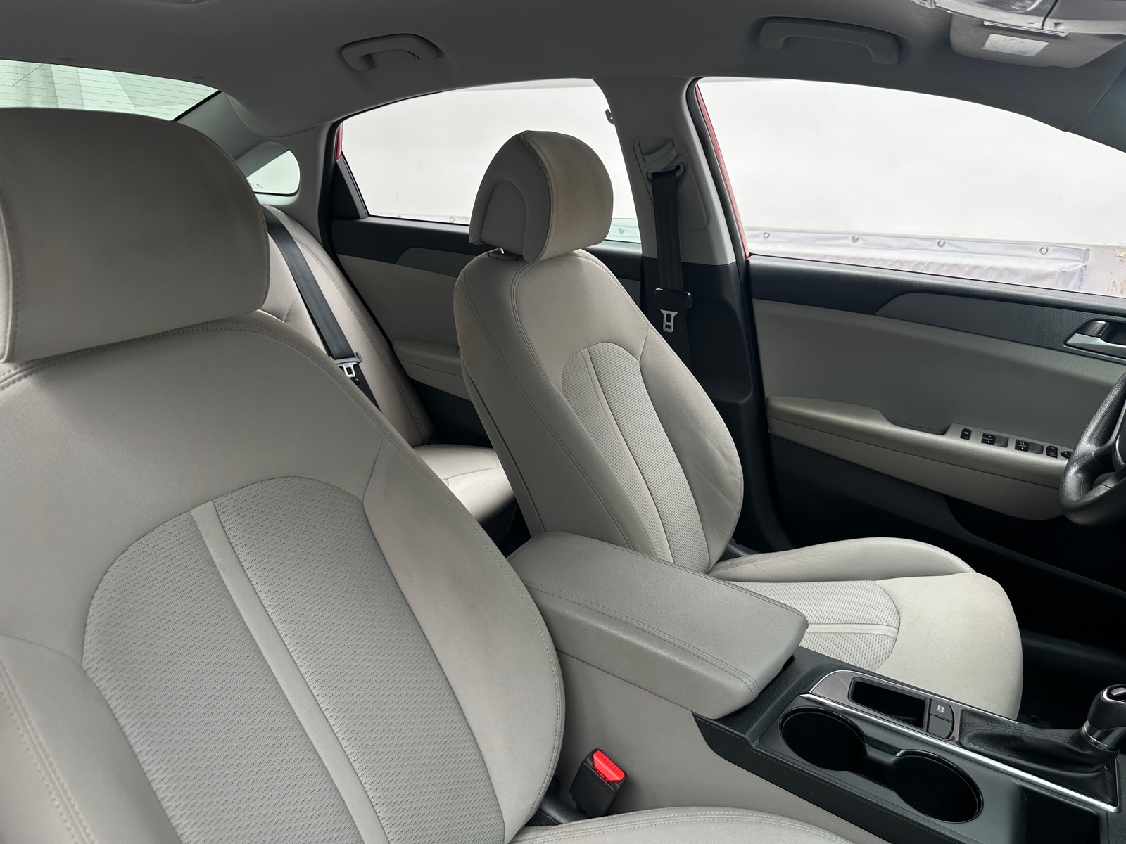Thumbnail: 2017 Hyundai Sonata - 2