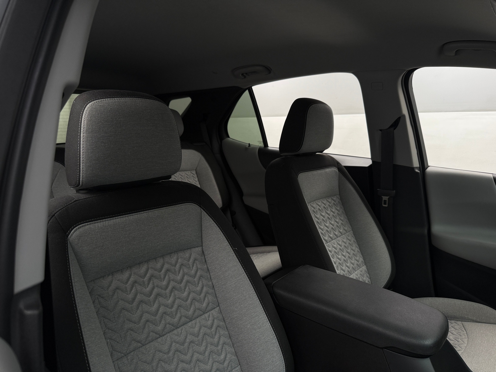 Thumbnail: 2023 Chevrolet Equinox - 2
