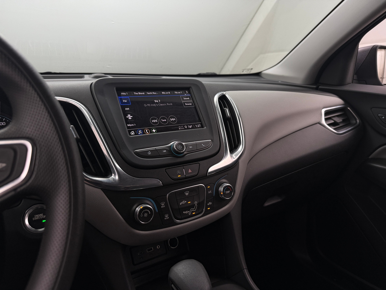 Thumbnail: 2023 Chevrolet Equinox - 4
