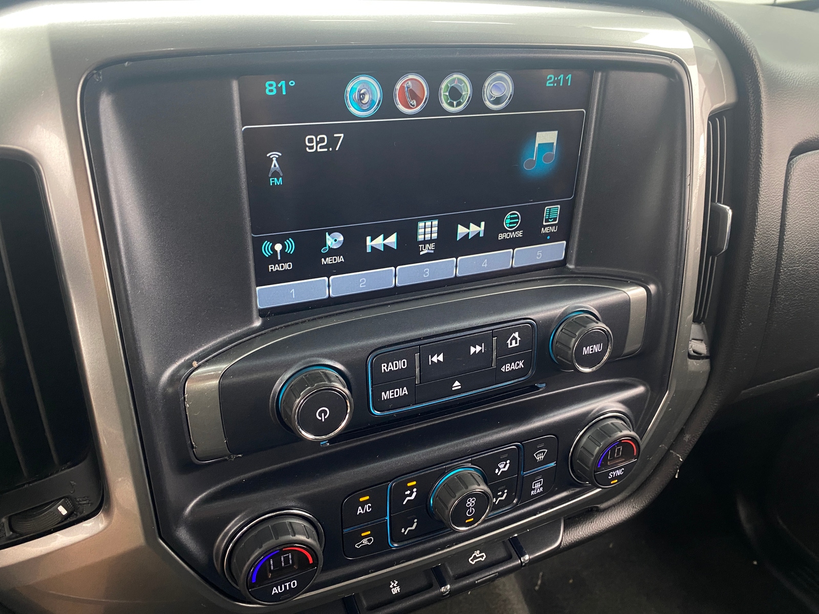 Thumbnail: 2018 Chevrolet Silverado 1500 - 4