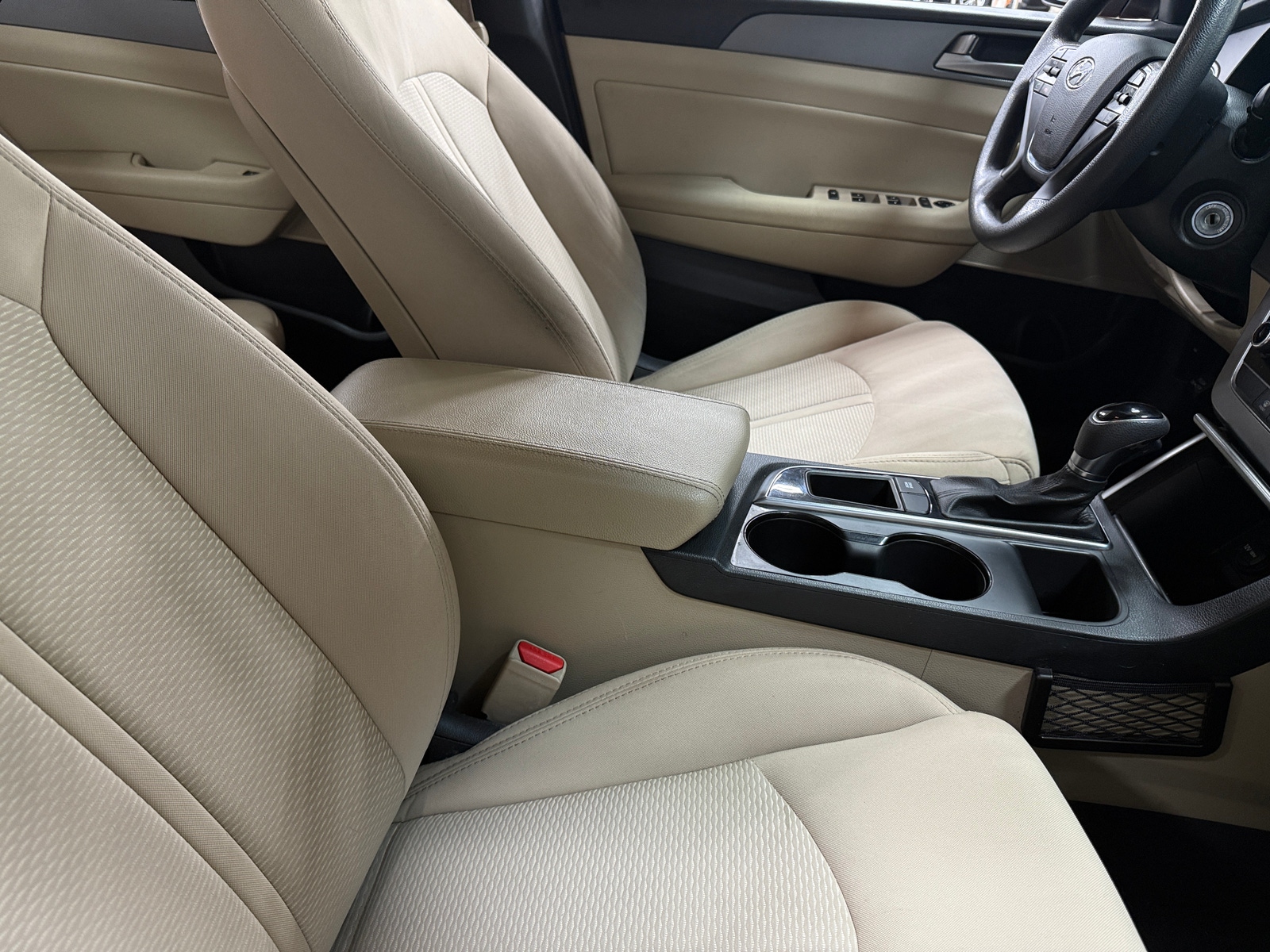 Thumbnail: 2015 Hyundai Sonata - 2