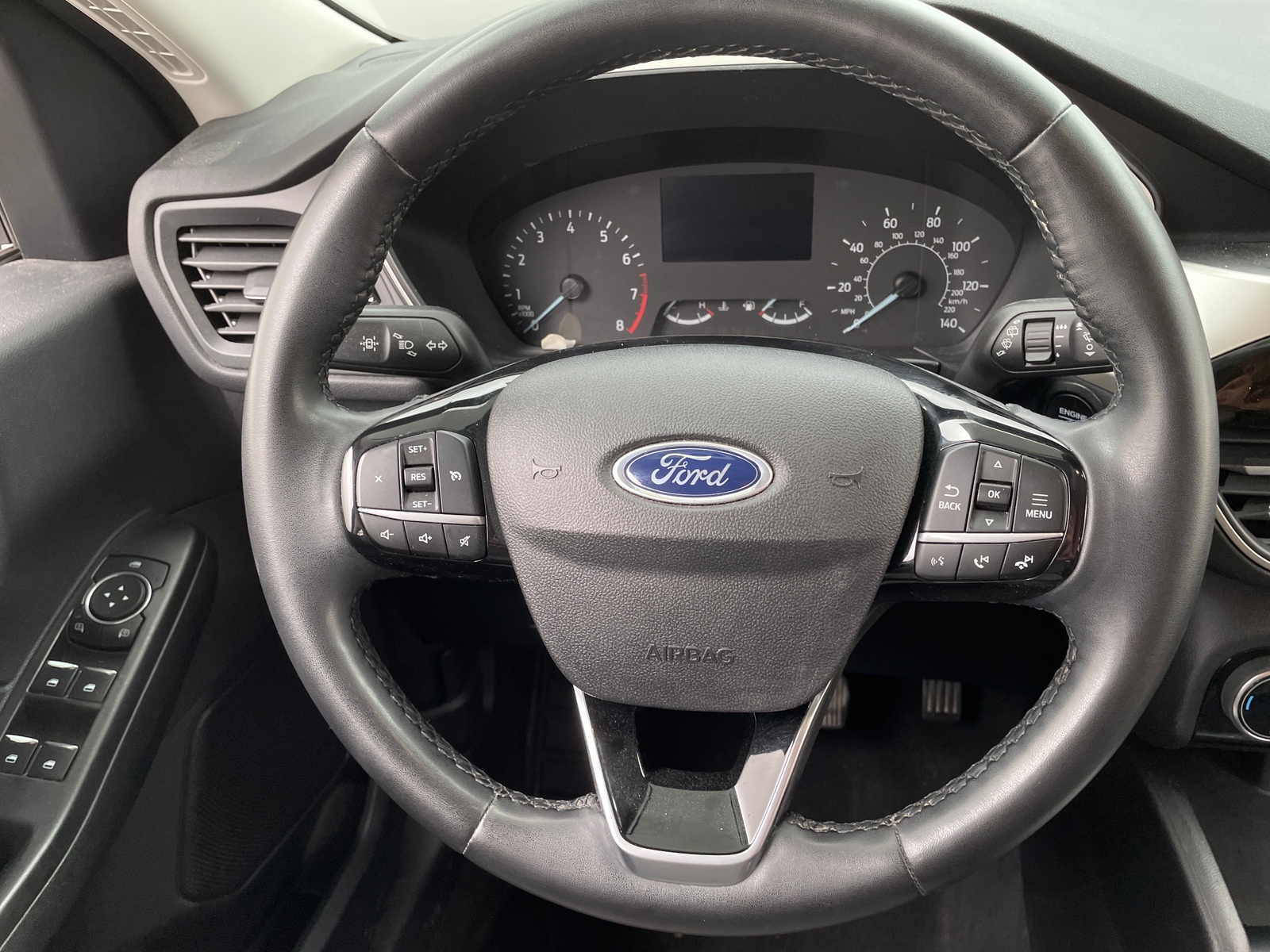 Thumbnail: 2022 Ford Escape - 5