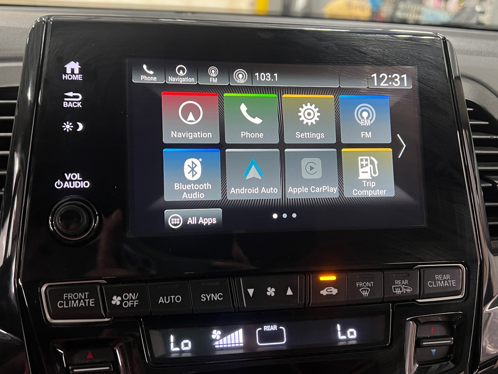 Thumbnail: 2019 Honda Odyssey - 3