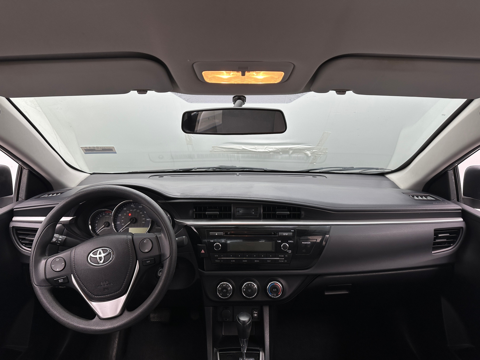 Thumbnail: 2015 Toyota Corolla - 3