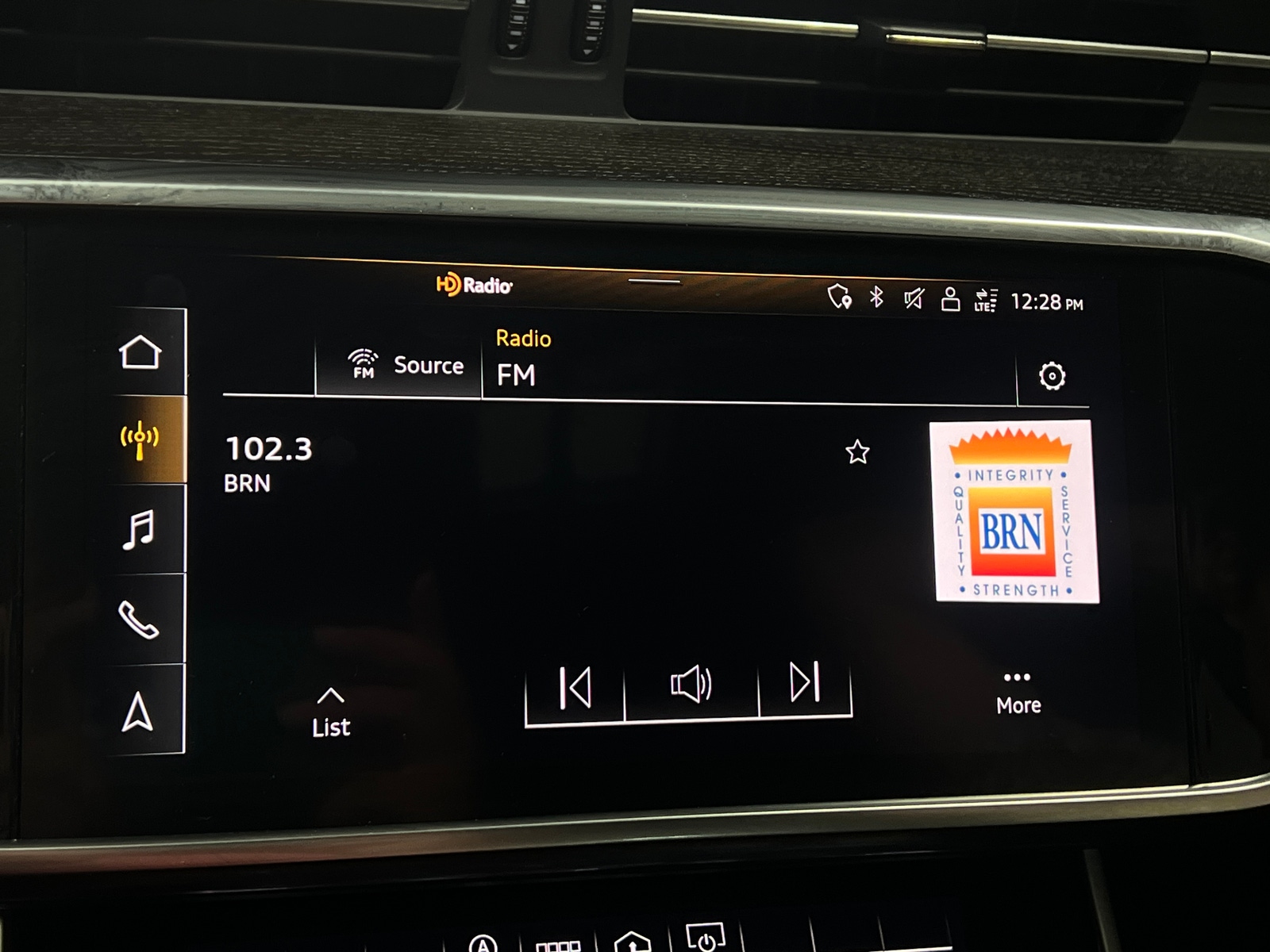 Thumbnail: 2021 Audi A6 - 3