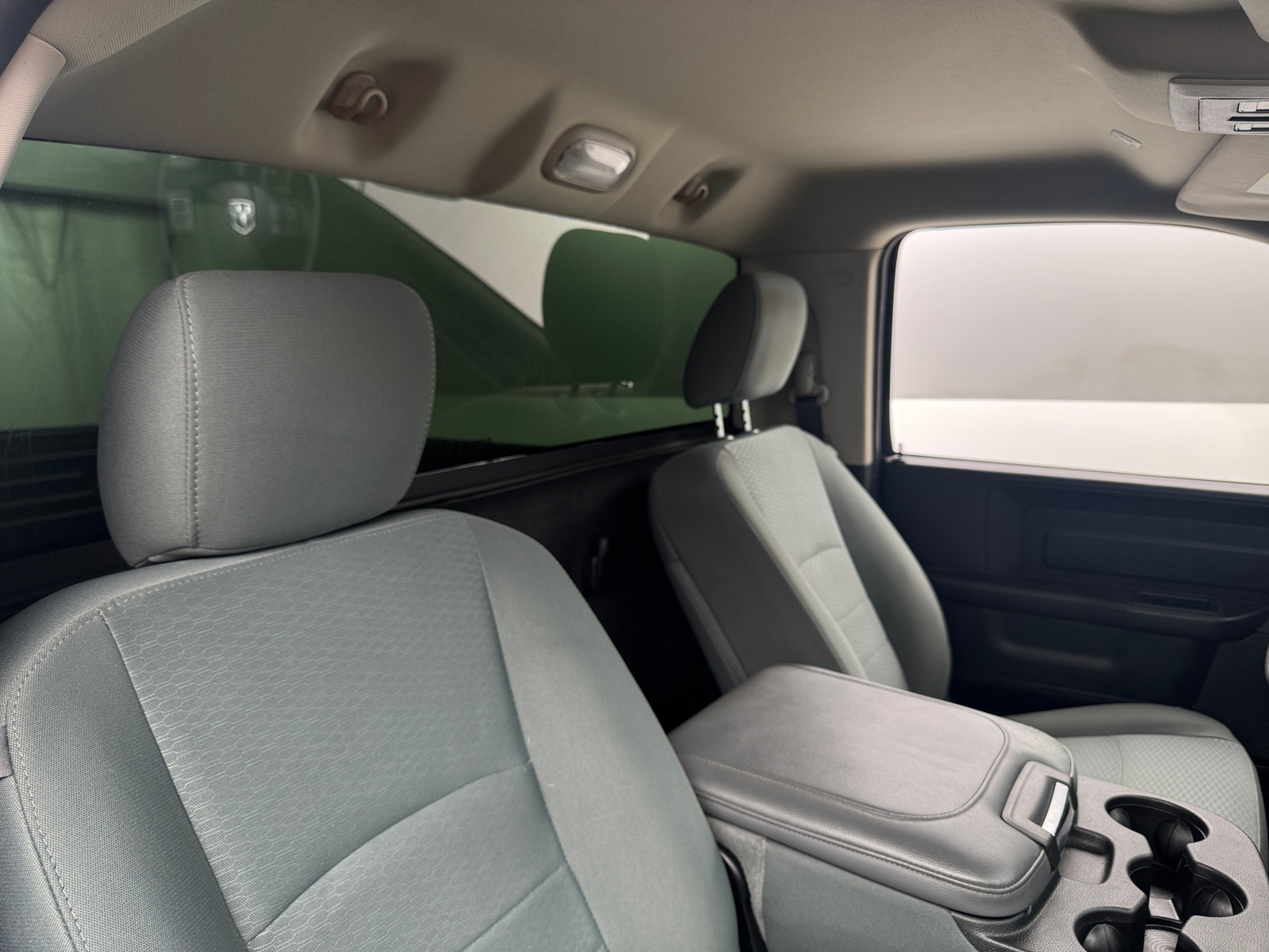 Thumbnail: 2019 RAM 1500 Classic - 2