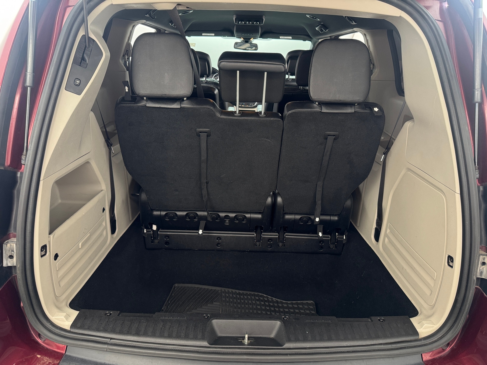 Thumbnail: 2019 Dodge Grand Caravan - 6