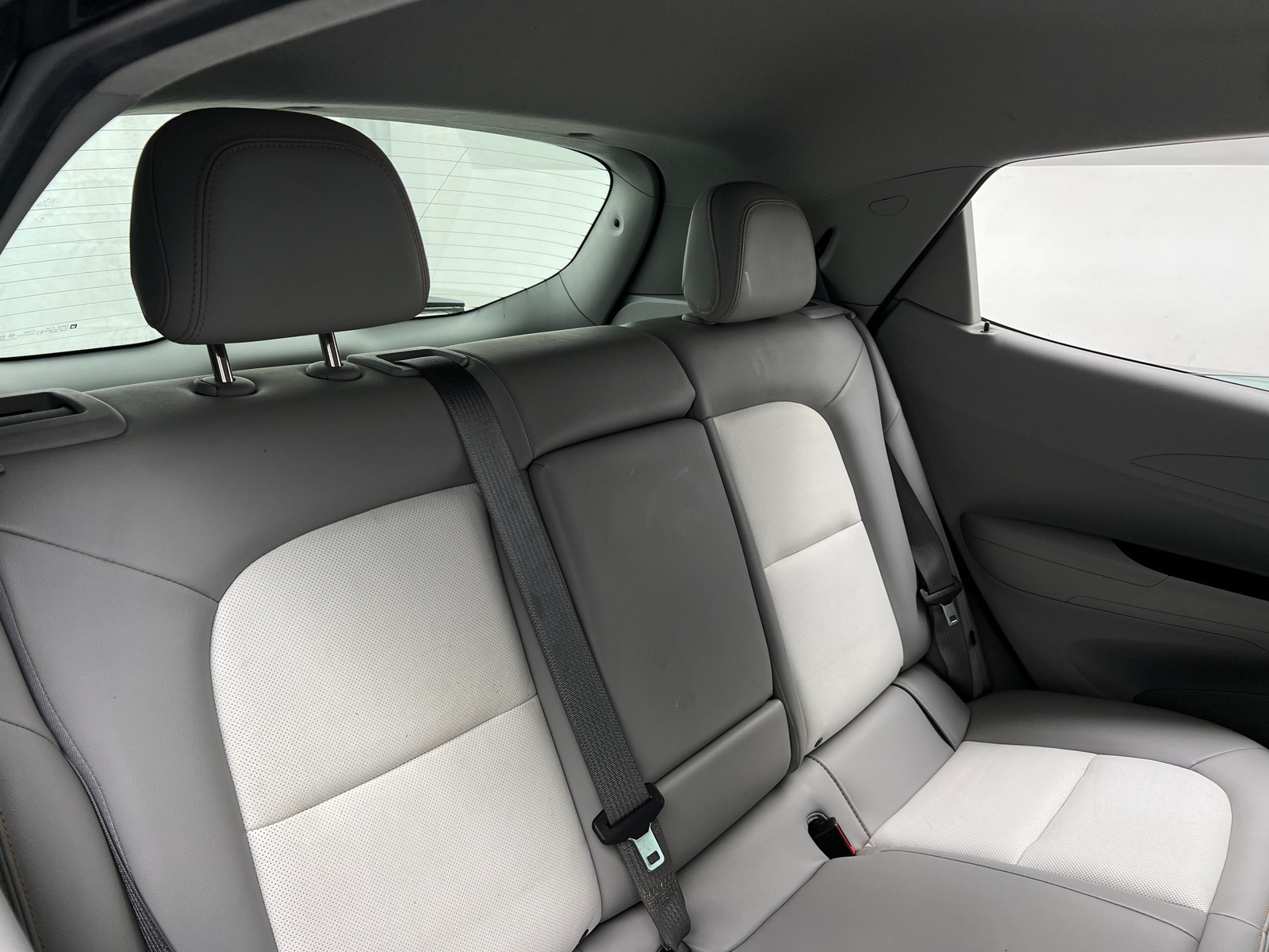 Thumbnail: 2017 Chevrolet Bolt EV - 5