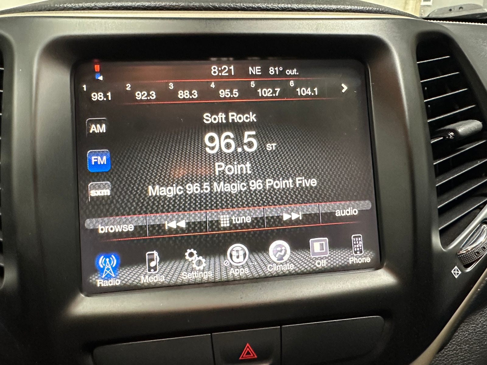 Thumbnail: 2015 Jeep Cherokee - 4
