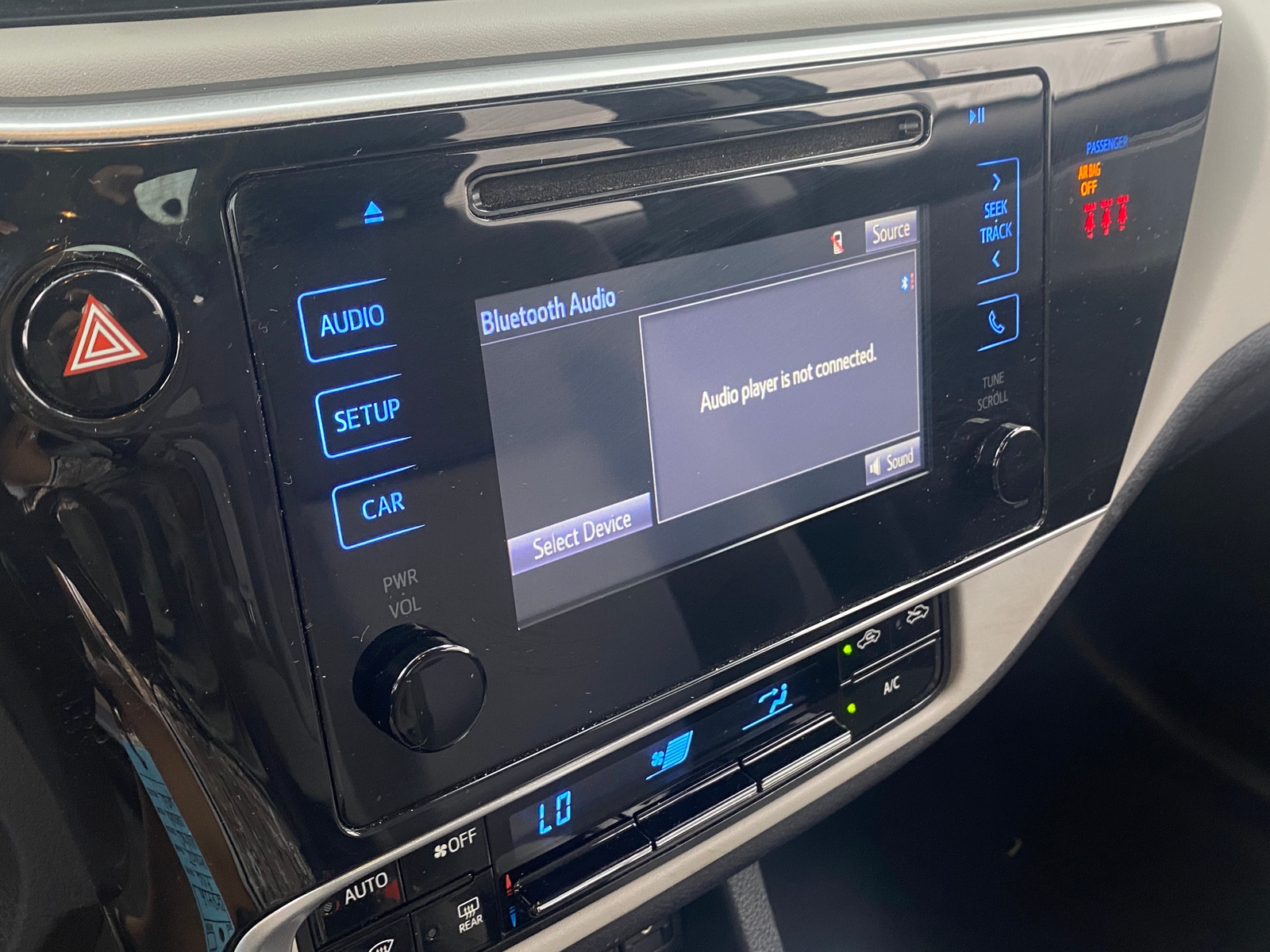 Thumbnail: 2019 Toyota Corolla - 4