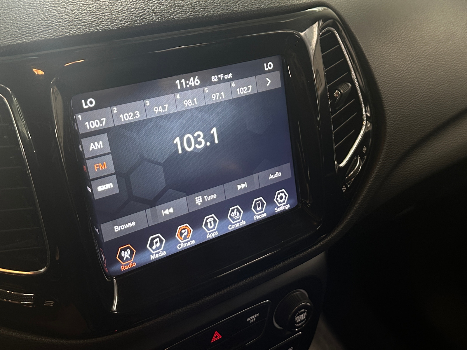 Thumbnail: 2019 Jeep Compass - 3