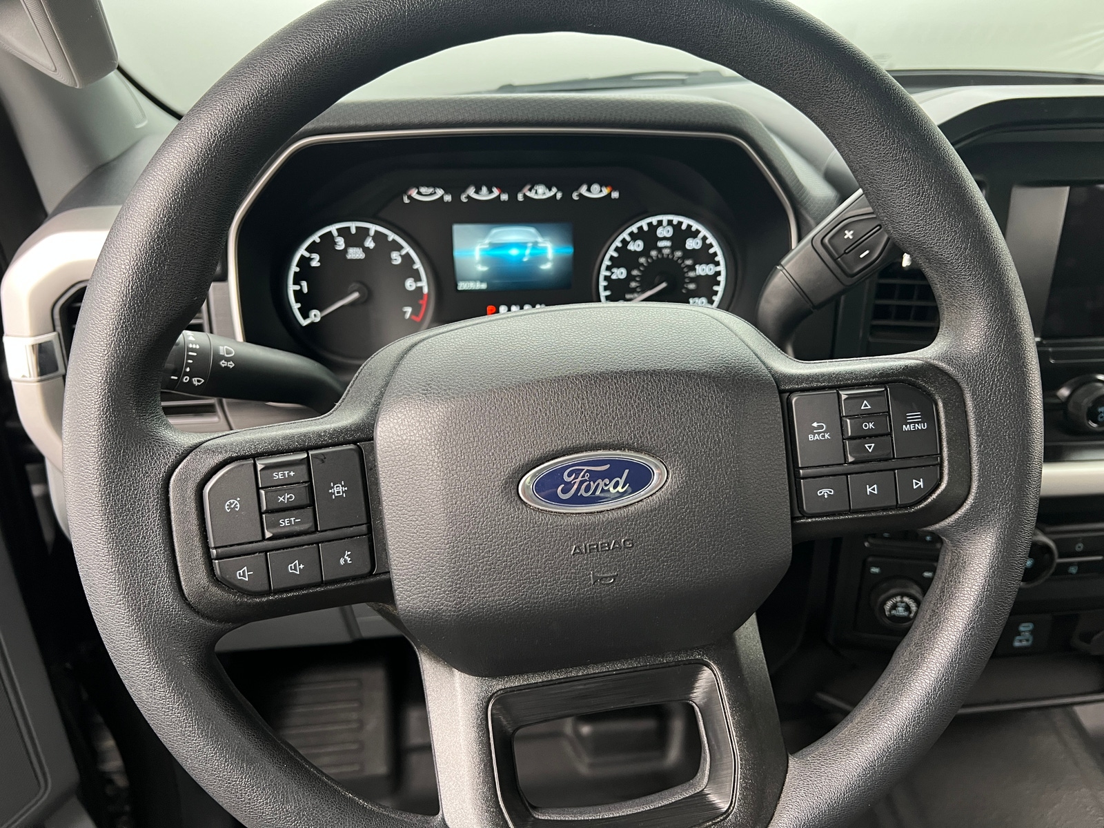 Thumbnail: 2022 Ford Econoline - 5