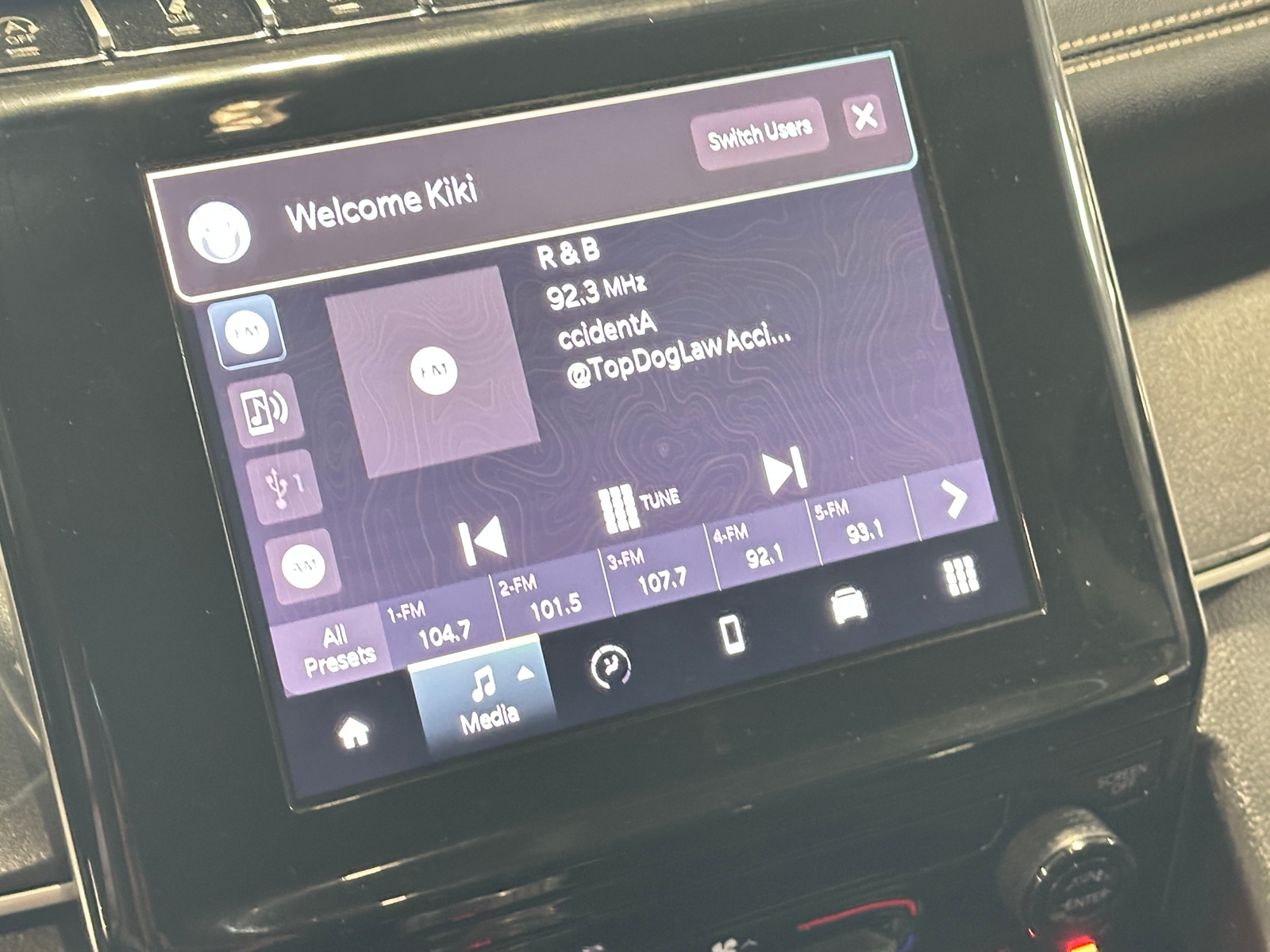 Thumbnail: 2023 Jeep Grand Cherokee L - 4