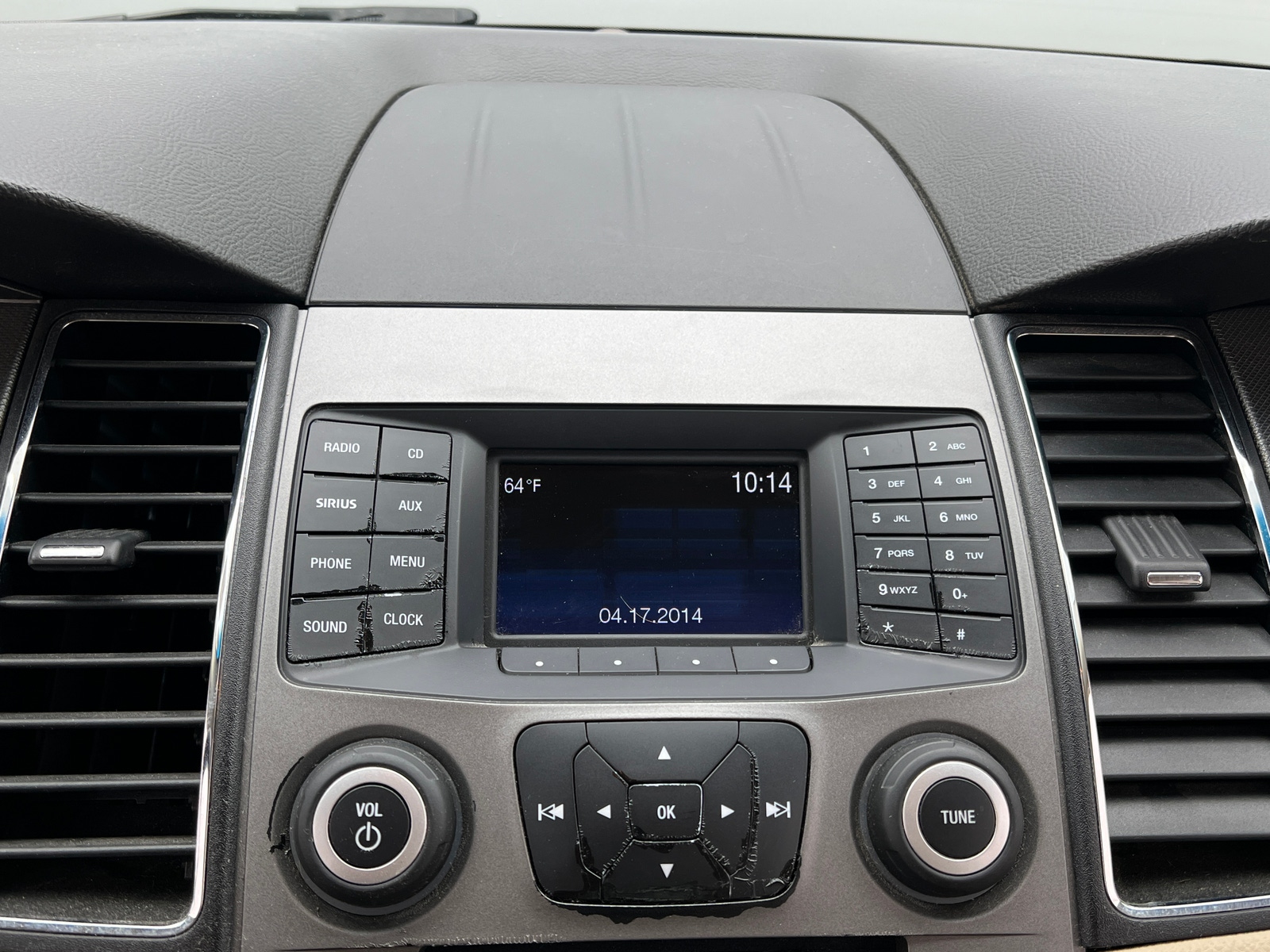 Thumbnail: 2016 Ford Taurus - 4