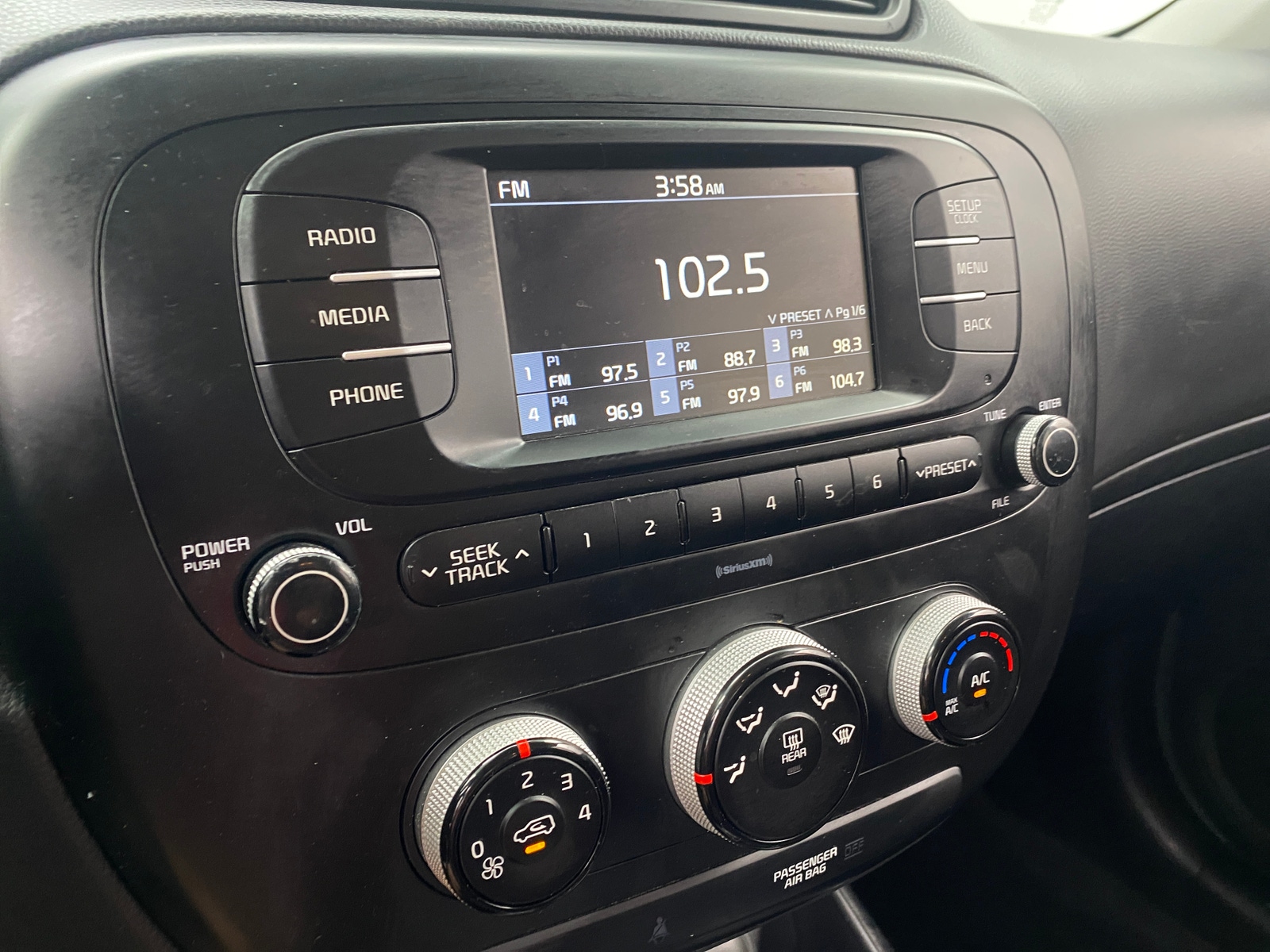 Thumbnail: 2017 Kia Soul - 4