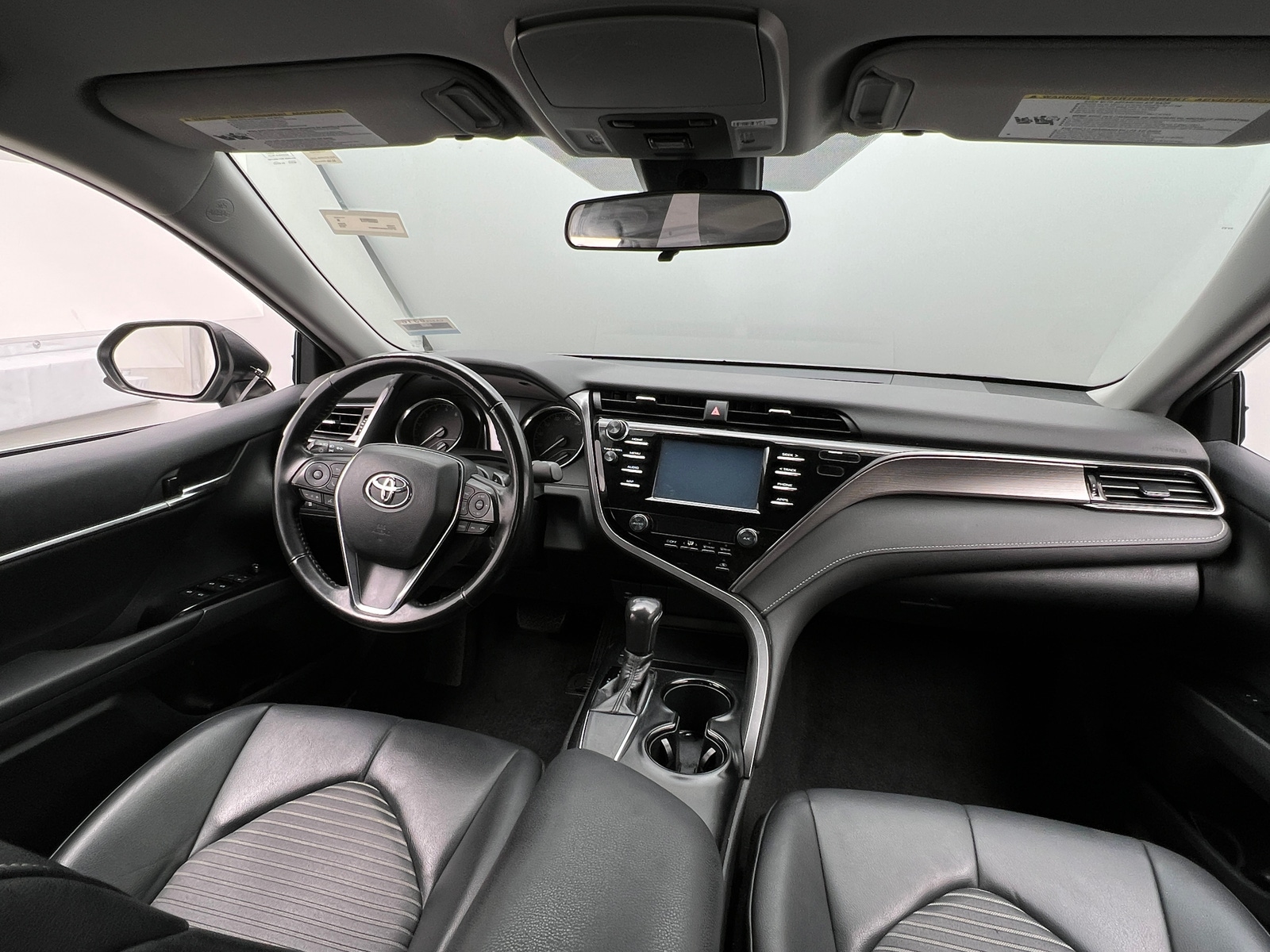 Thumbnail: 2019 Toyota Camry - 3