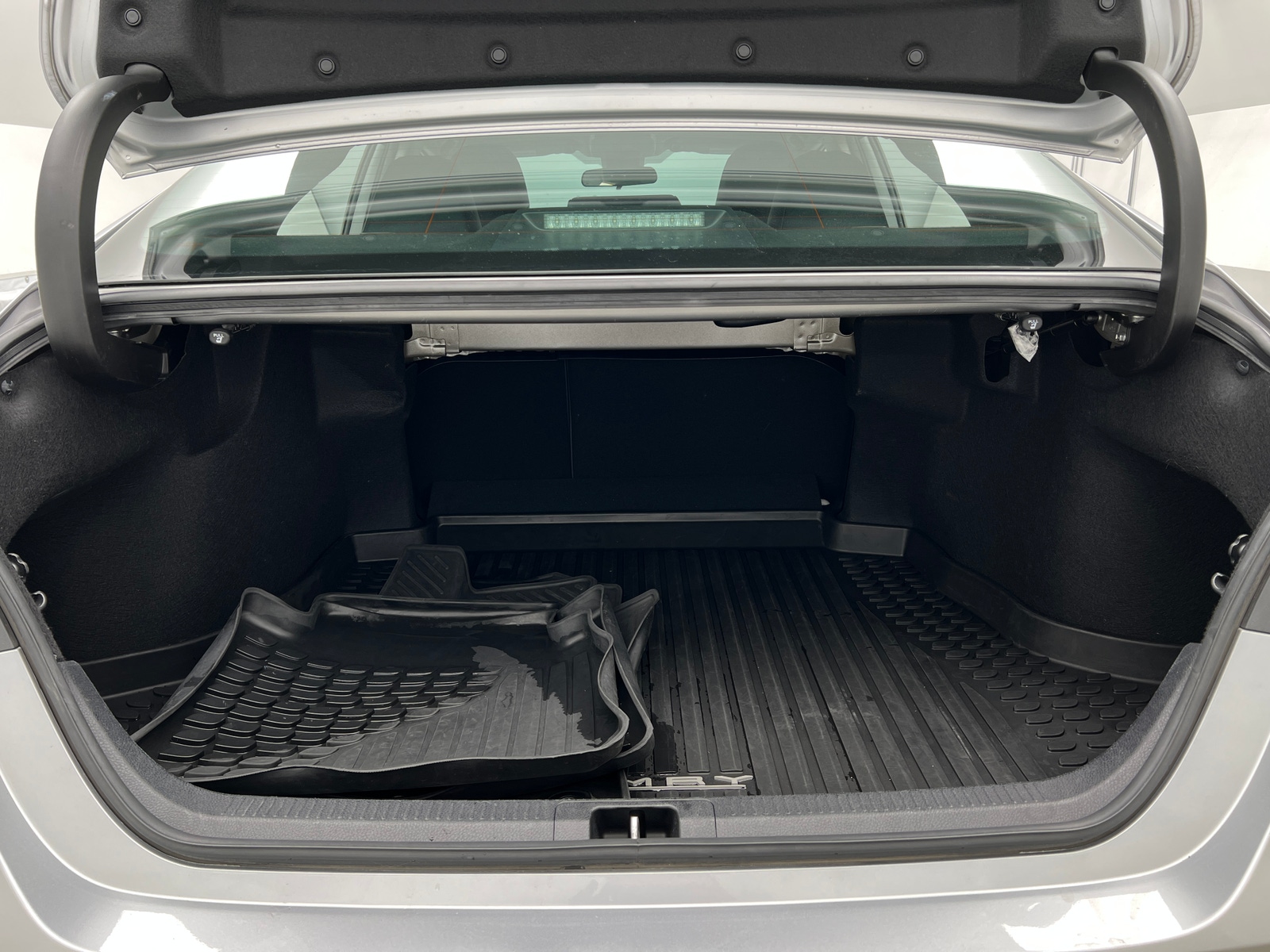 Thumbnail: 2019 Toyota Camry - 7