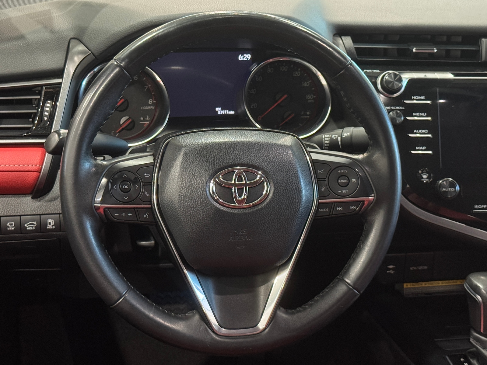Thumbnail: 2019 Toyota Camry - 4