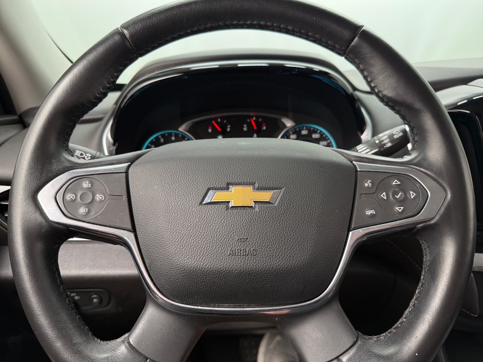 Thumbnail: 2020 Chevrolet Traverse - 4